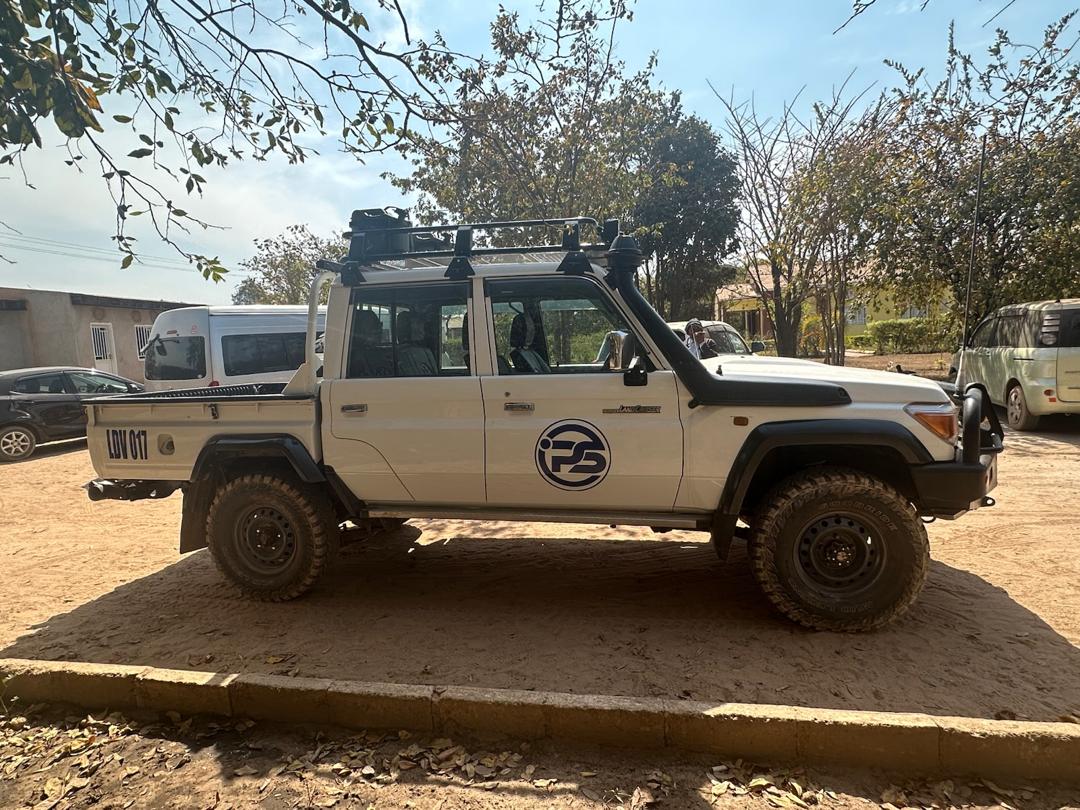 Pick-up double cabine avec équipements off-road
